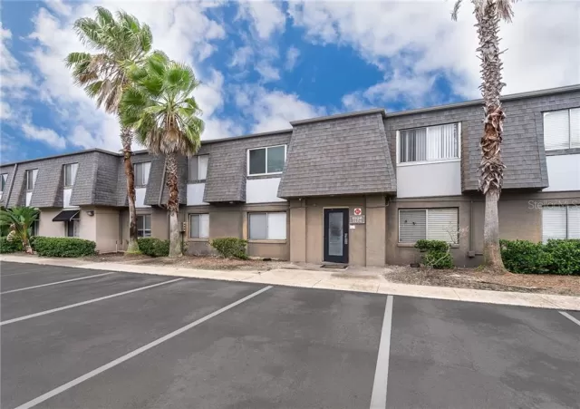 MLS: O5880483 Condo For Sale
