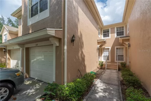 MLS: O5882264 Condo For Sale