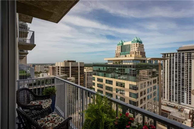 MLS: O5882411 Condo For Sale