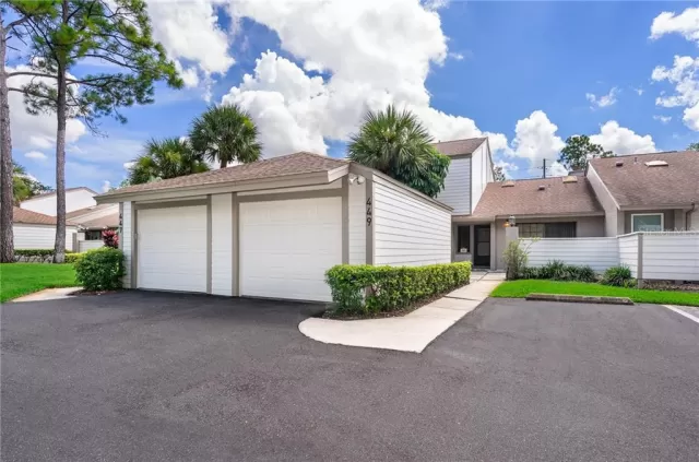 MLS: O5882479 Condo For Sale