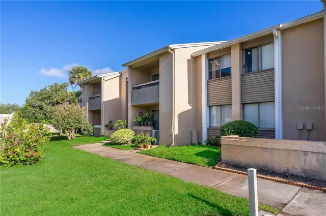 MLS: O5882820 Condo For Sale