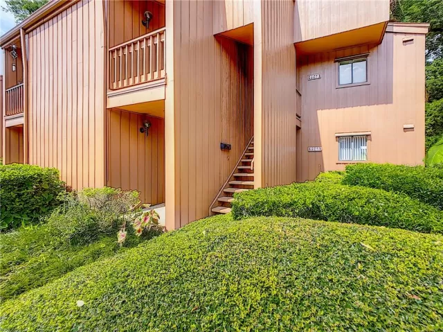 MLS: O5883126 Condo For Sale