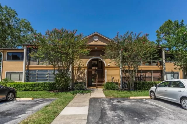 MLS: O5883697 Condo For Sale