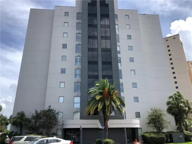 MLS: O5883894 Condo For Sale