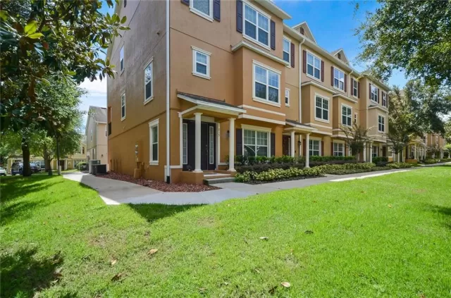 MLS: O5883946 Condo For Sale