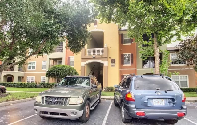 MLS: O5884903 Condo For Sale