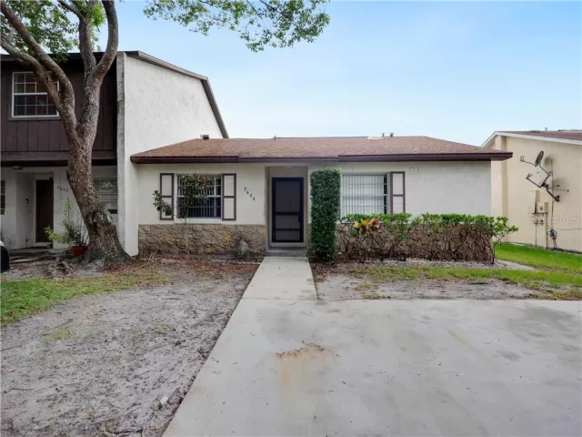 MLS: O5885878 Condo For Sale