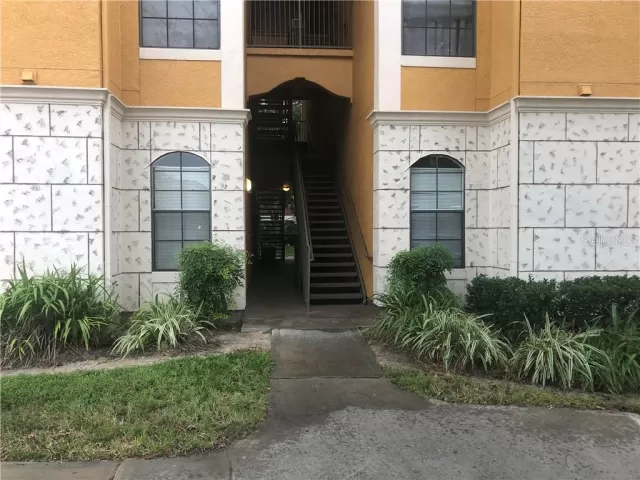 MLS: O5886275 Condo For Sale