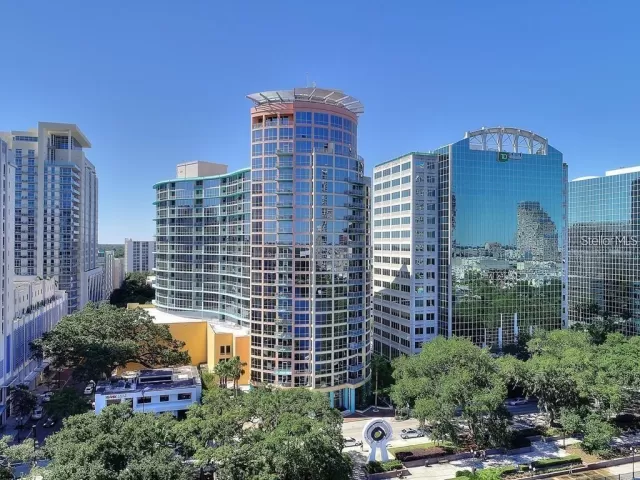 MLS: O5887094 Condo For Sale