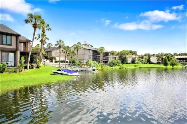 MLS: O5888445 Condo For Sale