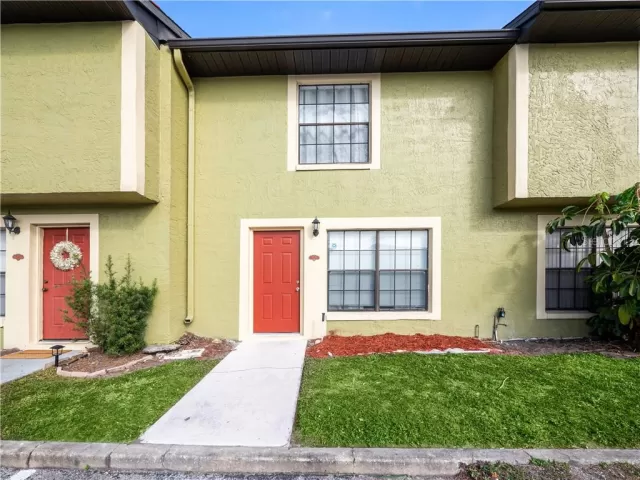 MLS: O5888498 Condo For Sale