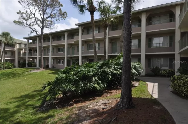 MLS: O5888899 Condo For Sale