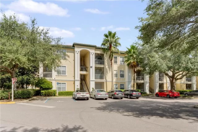 MLS: O5889040 Condo For Sale