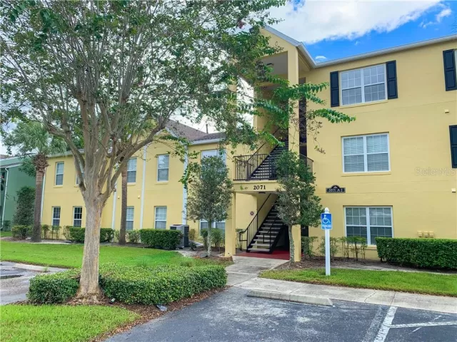 MLS: O5889058 Condo For Sale