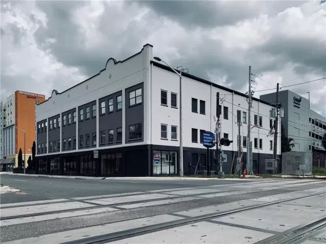 MLS: O5889496 Condo For Sale