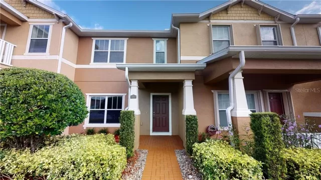 MLS: O5889573 Condo For Sale