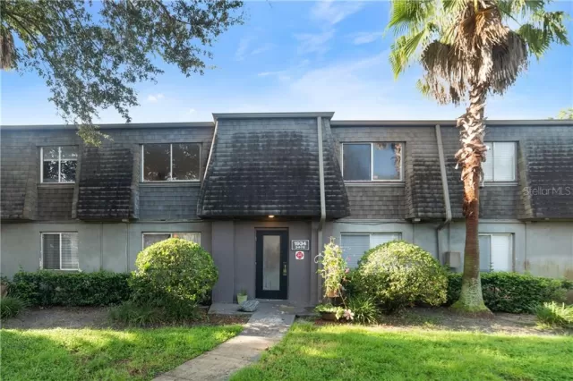 MLS: O5889670 Condo For Sale