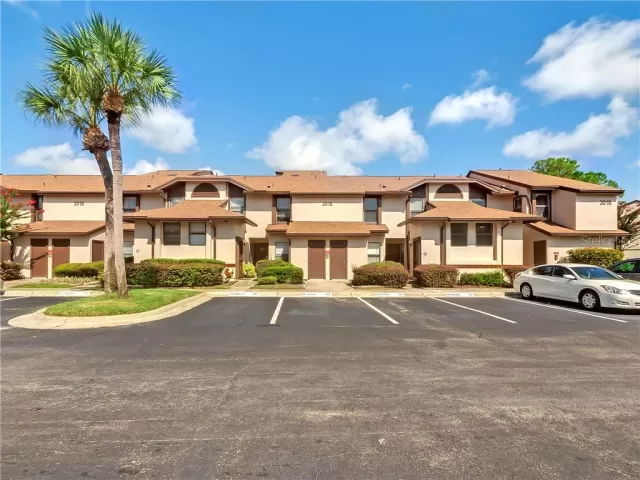 MLS: O5889770 Condo For Sale