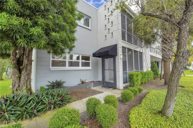 MLS: O5889889 Condo For Sale