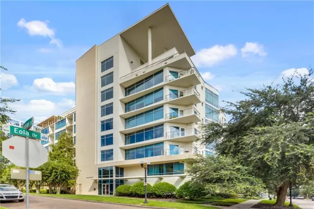 MLS: O5889958 Condo For Sale
