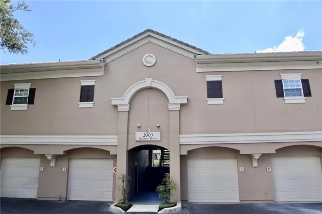 MLS: O5890201 Condo For Sale