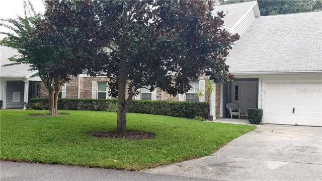 MLS: O5890294 Condo For Sale