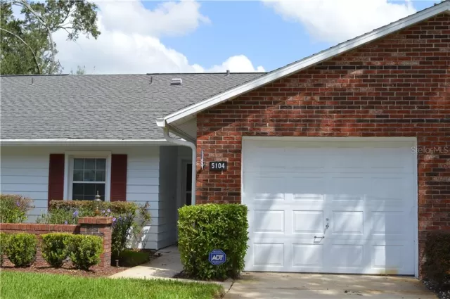 MLS: O5890311 Condo For Sale