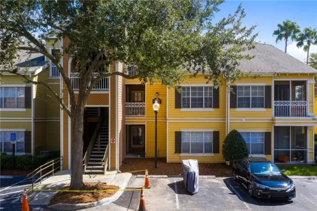 MLS: O5890424 Condo For Sale