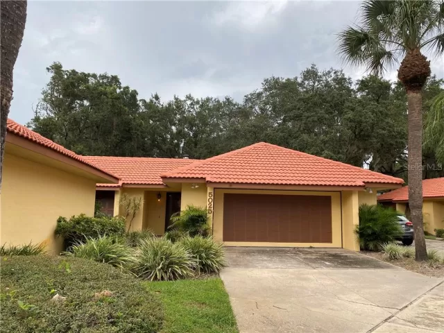 MLS: O5890704 Condo For Sale