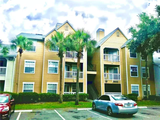 MLS: O5891622 Condo For Sale