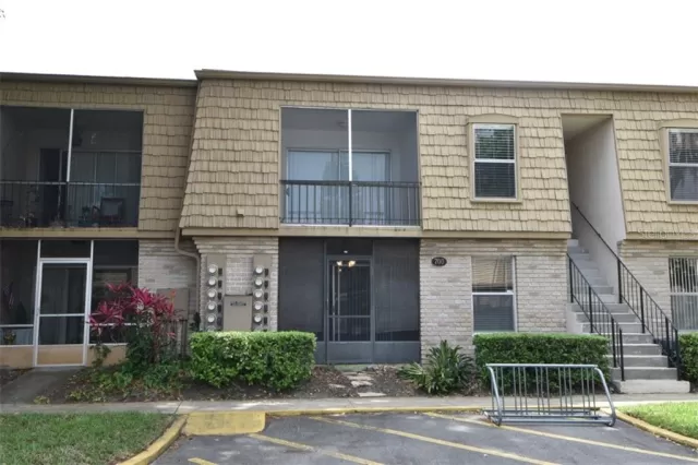 MLS: O5893715 Condo For Sale