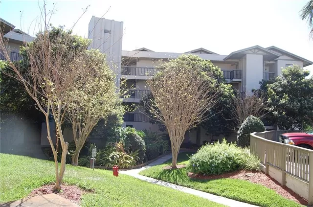 MLS: O5893766 Condo For Sale