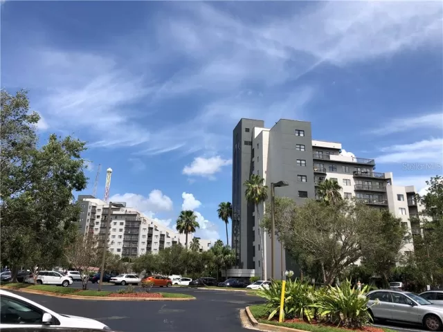 MLS: O5894048 Condo For Sale