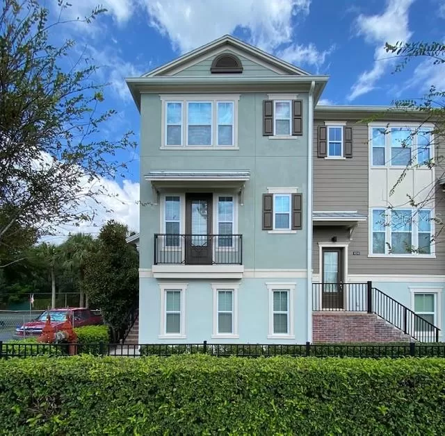 MLS: O5895092 Condo For Sale