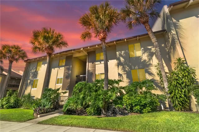 MLS: O5895244 Condo For Sale