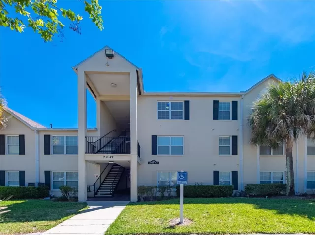 MLS: O5895432 Condo For Sale