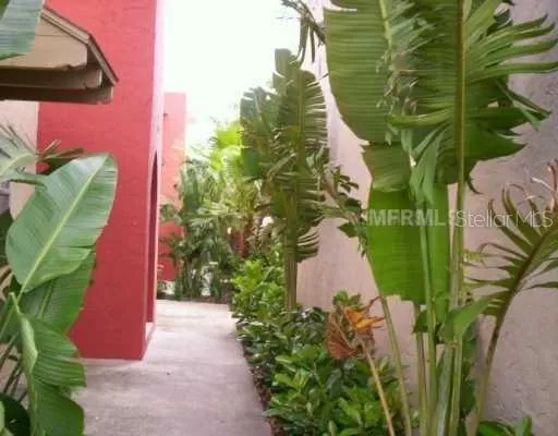 MLS: O5895582 Condo For Sale