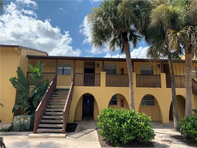 MLS: O5895595 Condo For Sale