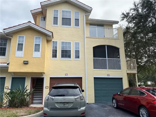 MLS: O5896228 Condo For Sale