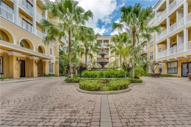 MLS: O5897494 Condo For Sale