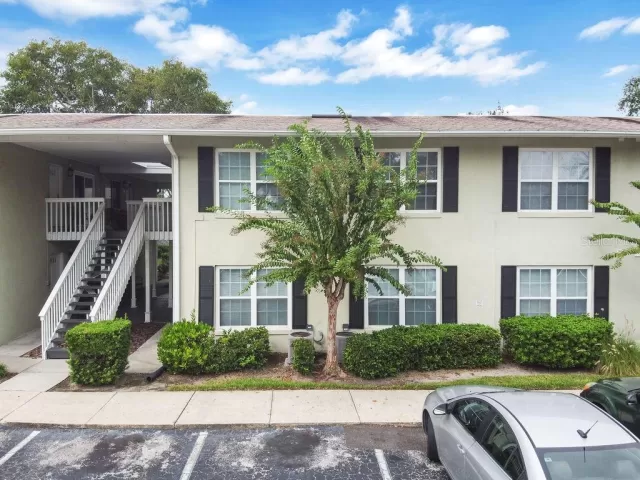 MLS: O5898242 Condo For Sale