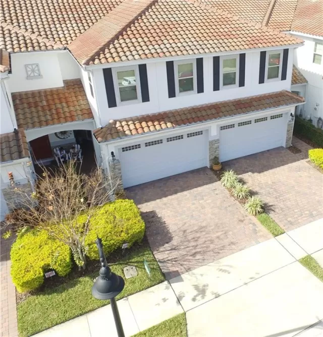 MLS: O5898334 Condo For Sale