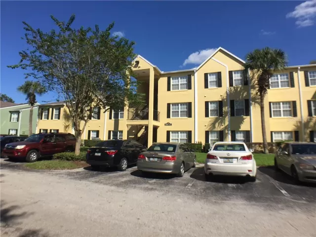 MLS: O5898898 Condo For Sale
