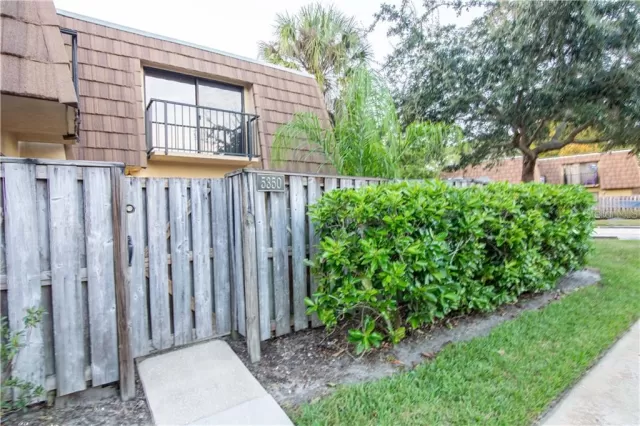 MLS: O5901278 Condo For Sale