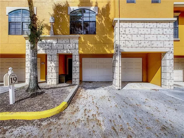 MLS: O5902077 Condo For Sale