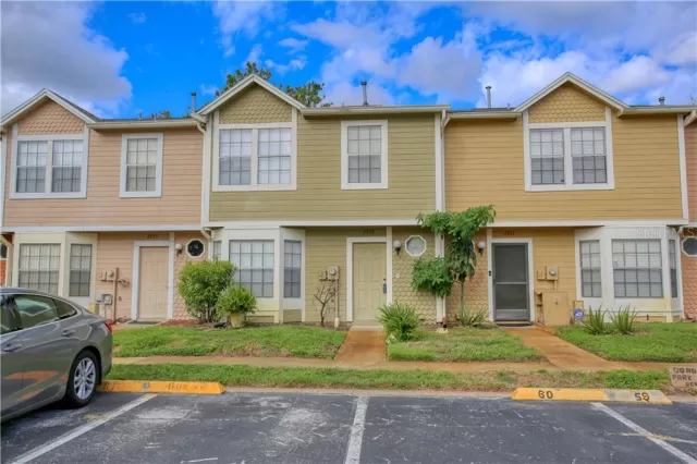 MLS: O5902318 Condo For Sale