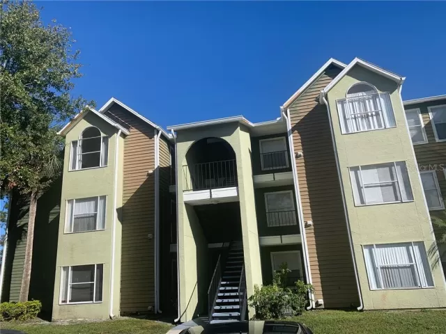 MLS: O5902999 Condo For Sale