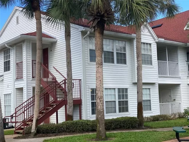 MLS: O5903022 Condo For Sale