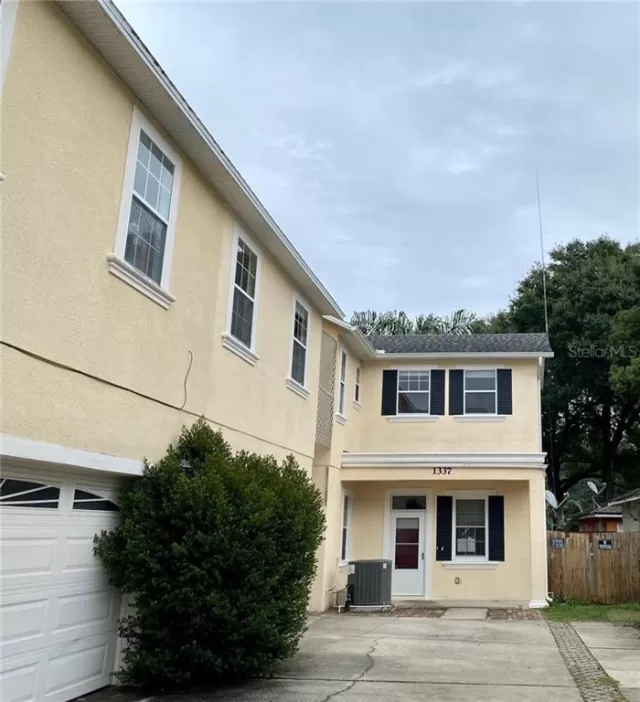 MLS: O5903839 Condo For Sale