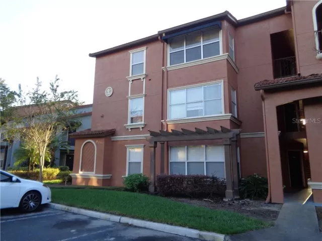 MLS: O5903879 Condo For Sale